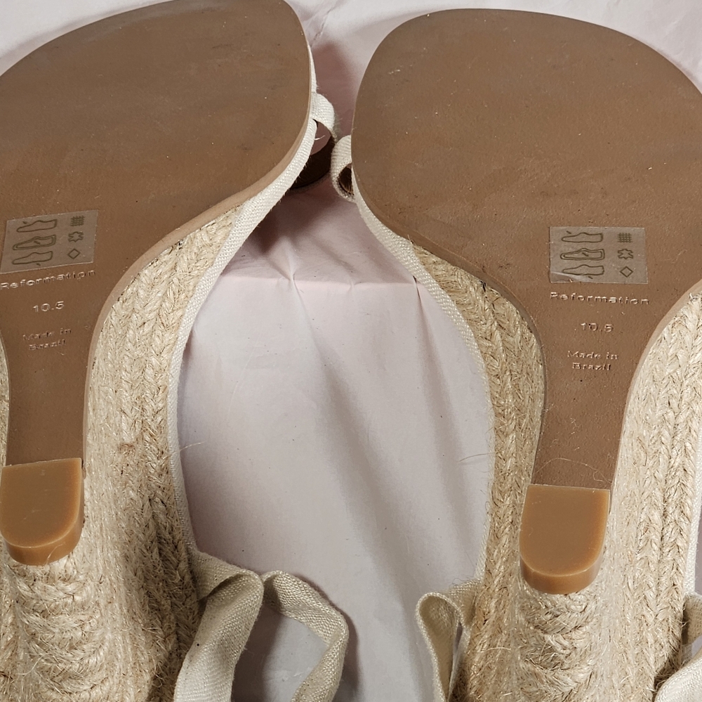 Reformation Cream Wedge Sandals with Knotted Straps - Picture 4 of 5